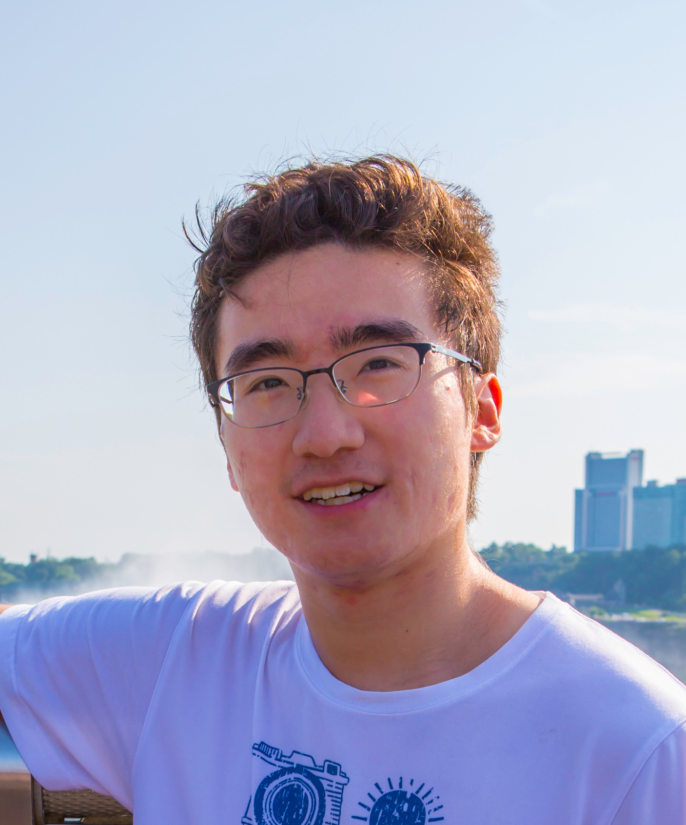 Ruichen Li
